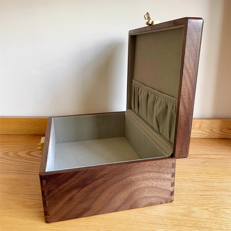 Walnut Wood Jewelry Box with L - Korean Desk Setup บทวิจารณ์และราคา